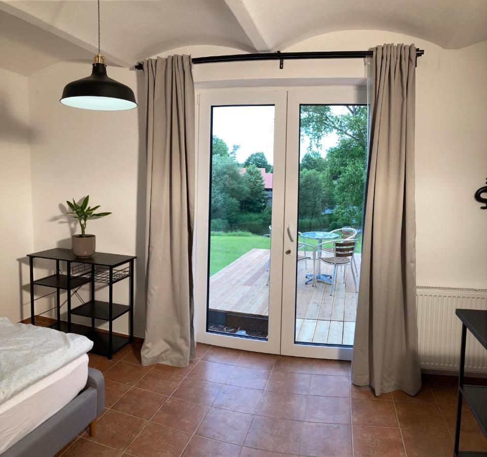 Apartmány u řeky Nežárky Lásenice Exterior foto
